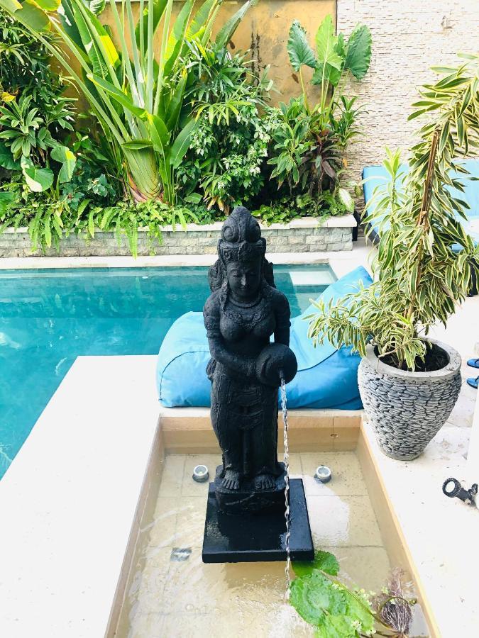 Villa Carissa Seminyak Centre, Bali By Le Ciel Hospitality Exterior photo