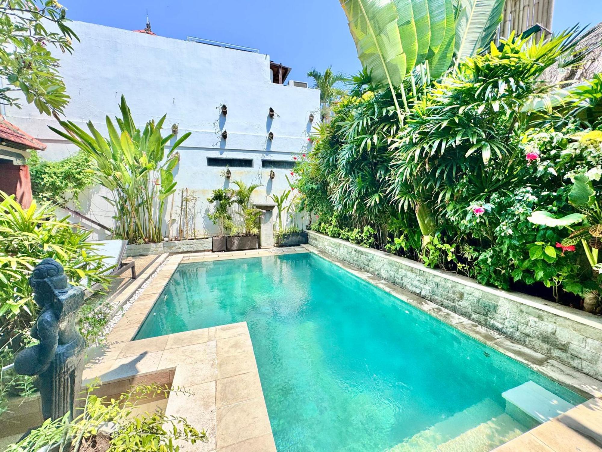 Villa Carissa Seminyak Centre, Bali By Le Ciel Hospitality Exterior photo