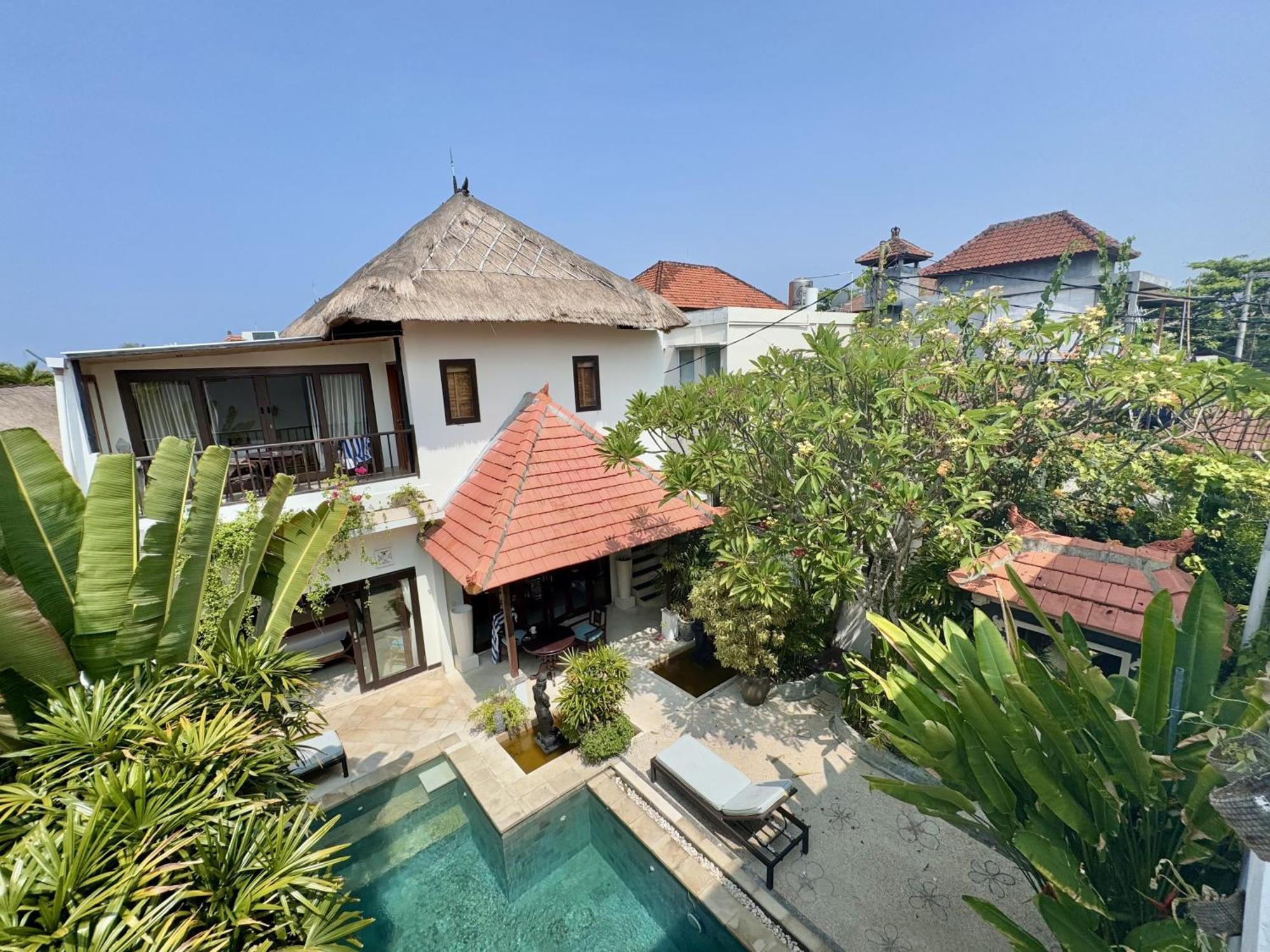 Villa Carissa Seminyak Centre, Bali By Le Ciel Hospitality Exterior photo