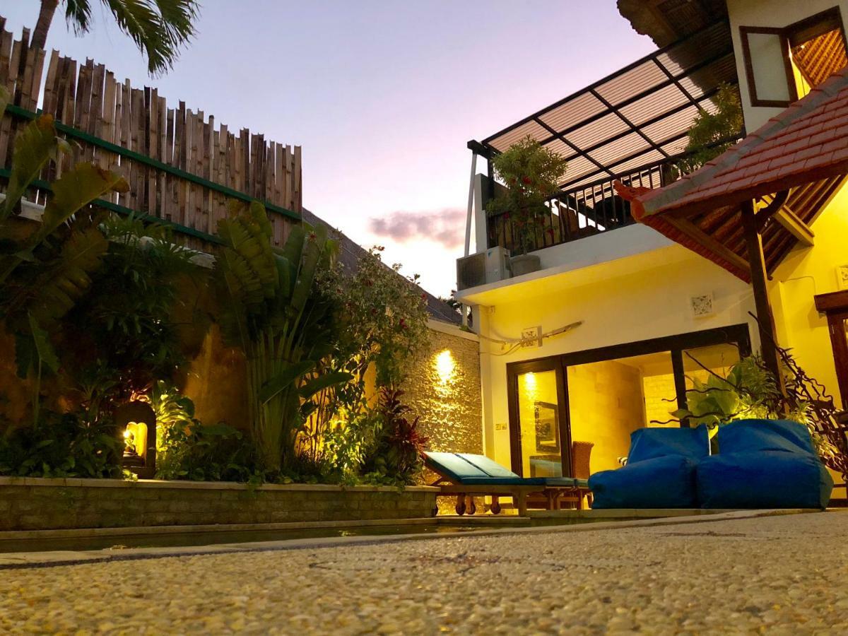 Villa Carissa Seminyak Centre, Bali By Le Ciel Hospitality Exterior photo