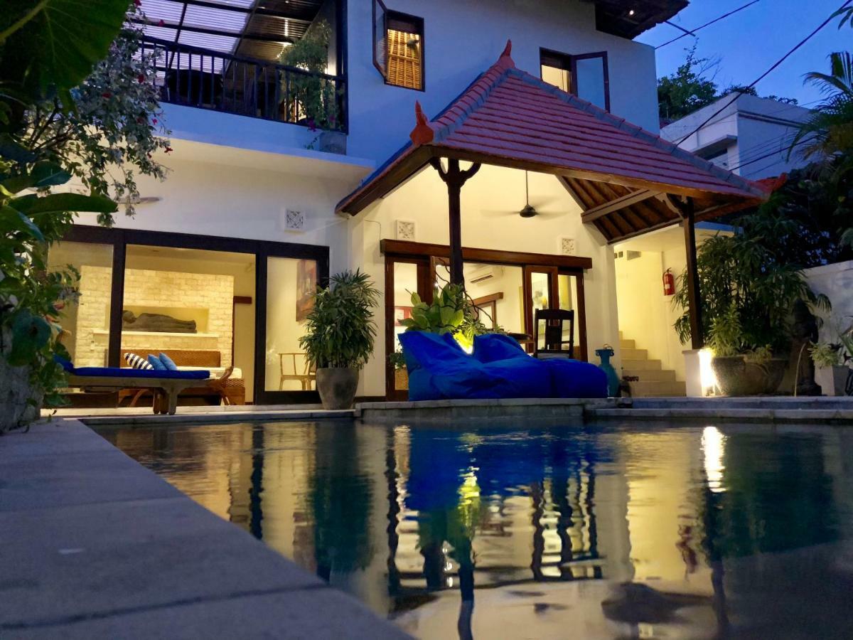 Villa Carissa Seminyak Centre, Bali By Le Ciel Hospitality Exterior photo